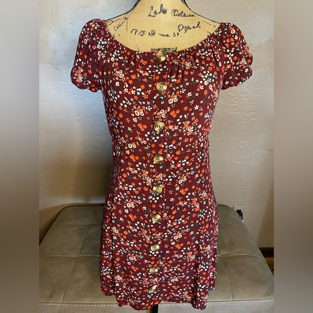 Sky and Sparrow Burgundy Floral design Mini Dress scoop neck PTP 17”